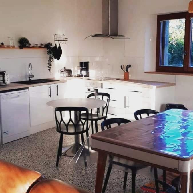 Ferienwohnung Les Verveines Saint-Martin-dʼArdèche Exterior foto
